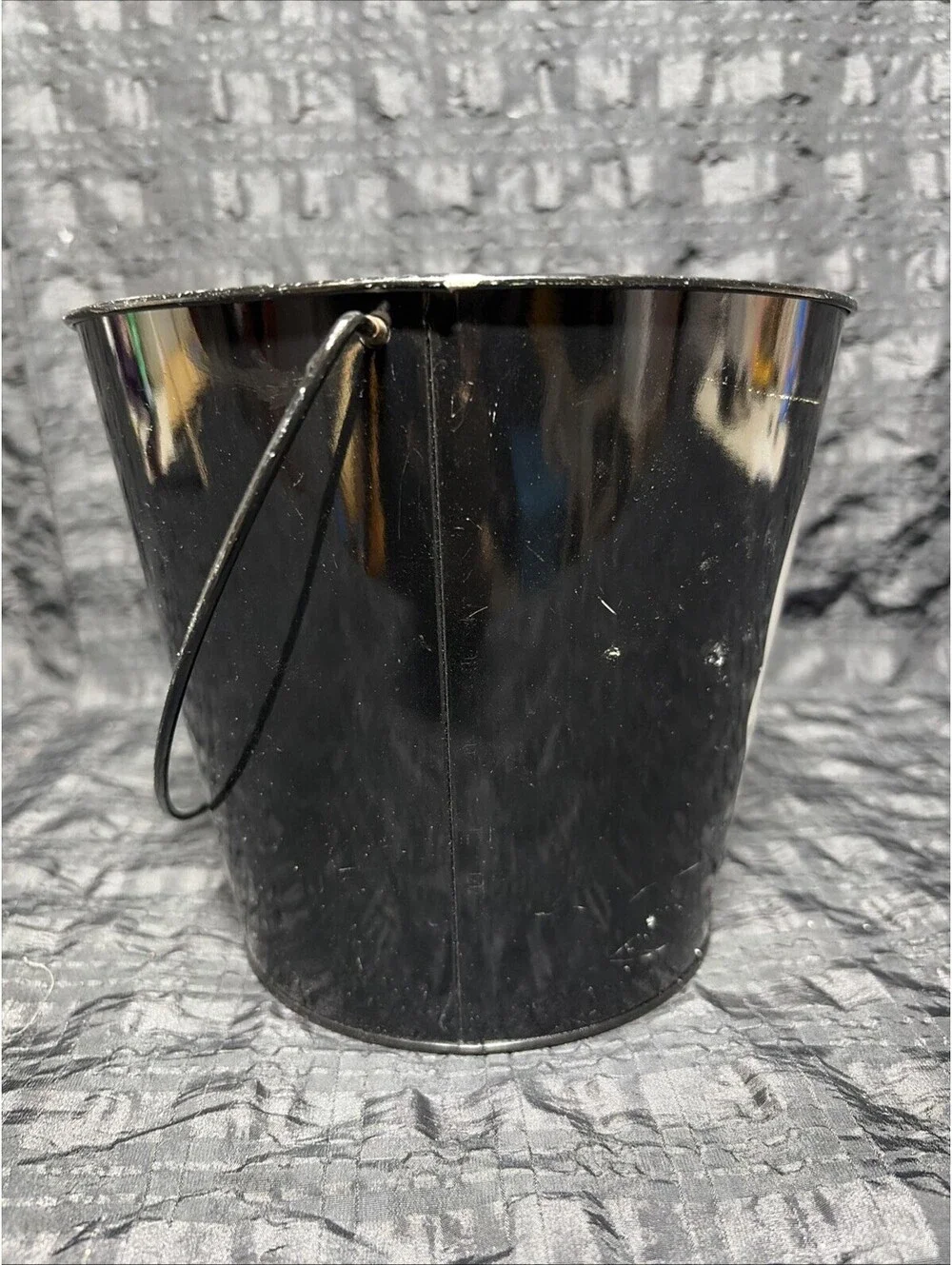 6”Tall 7”Wide Halloween Skull Tin Bucket Pail